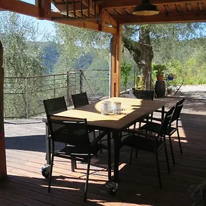 https://les-figaires.fr-provencehotel.com