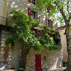 https://maison-de-village-beaumont-de-pertuis.fr-provencehotel.com